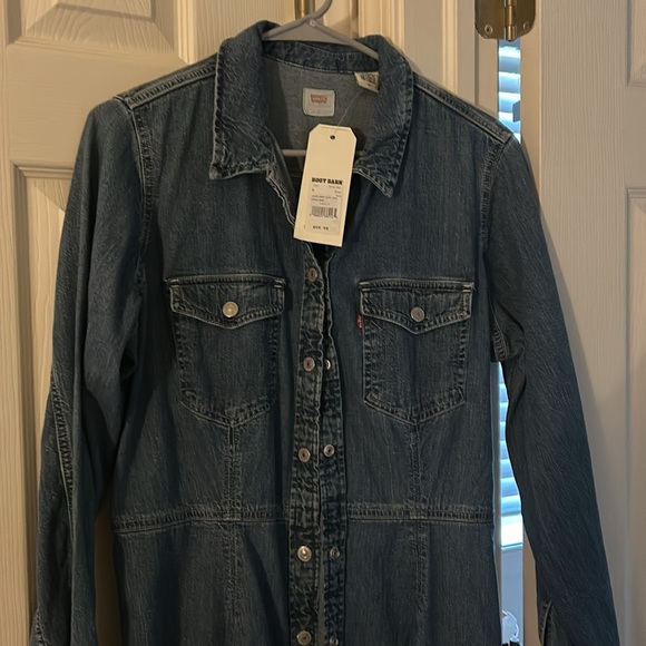 Levi’s Denim Large Button Down Dress. Never worn with tags. Purchased@ Boot Barn - Picture 3 of 3